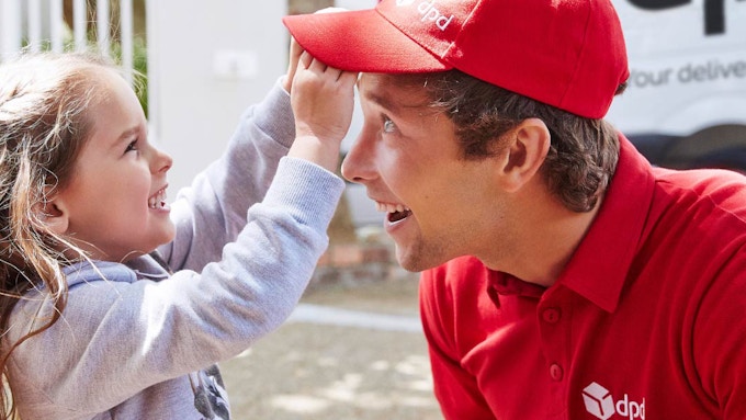 DPDgroup delivery man